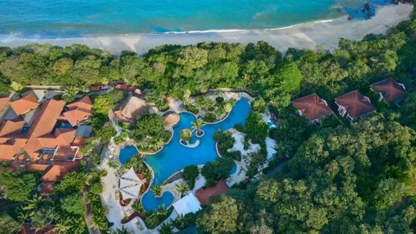 Costa Rica Corporate Retreat: Central Pacific vs Valley